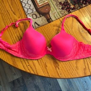 Victoria’s Secret bra